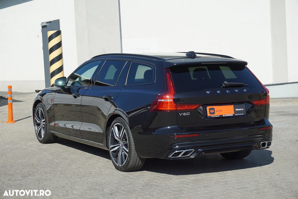 Volvo V60 T6 AWD Recharge Geartronic RDesign - 11