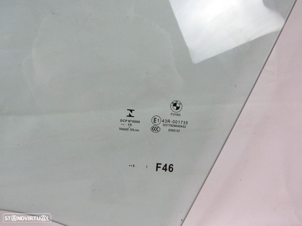Vidro da porta Esquerdo/Frente Seminovo/ Original BMW 2 Gran Tourer (F46) 513373... - 2