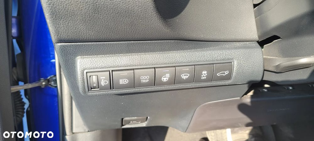 Toyota Corolla 1.8 Hybrid Executive - 14