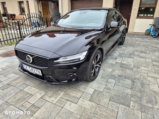 Volvo S60 B5 B AWD Plus Dark