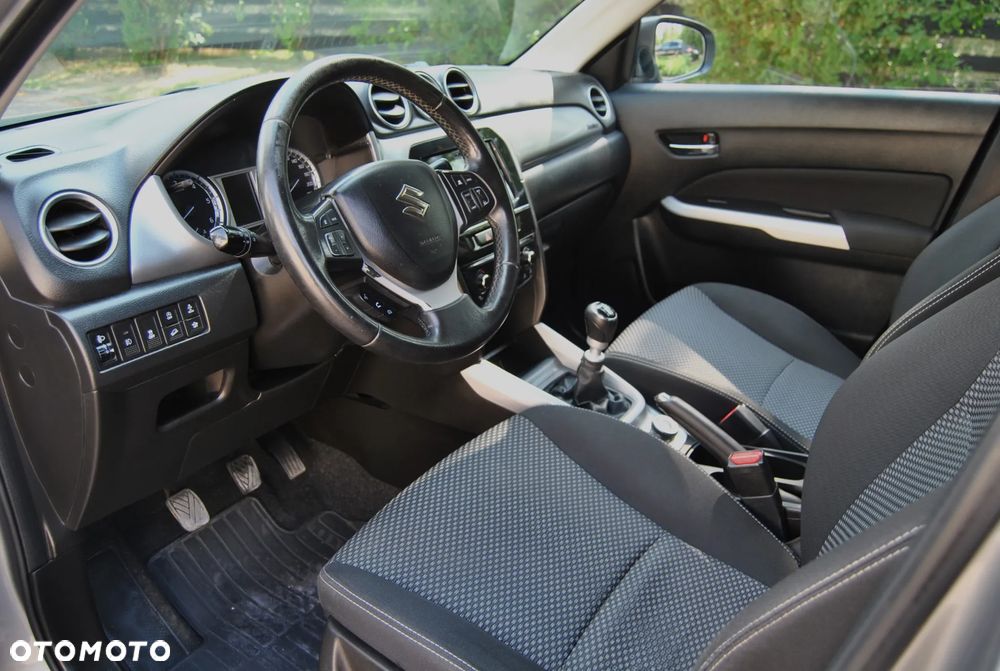 Suzuki Vitara 1.6 DDiS (4x4) Allgrip Comfort+ - 5