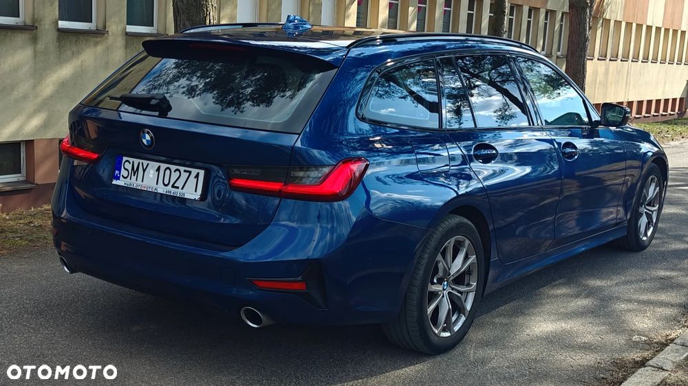 BMW Seria 3 320d Sport Line Shadow - 9