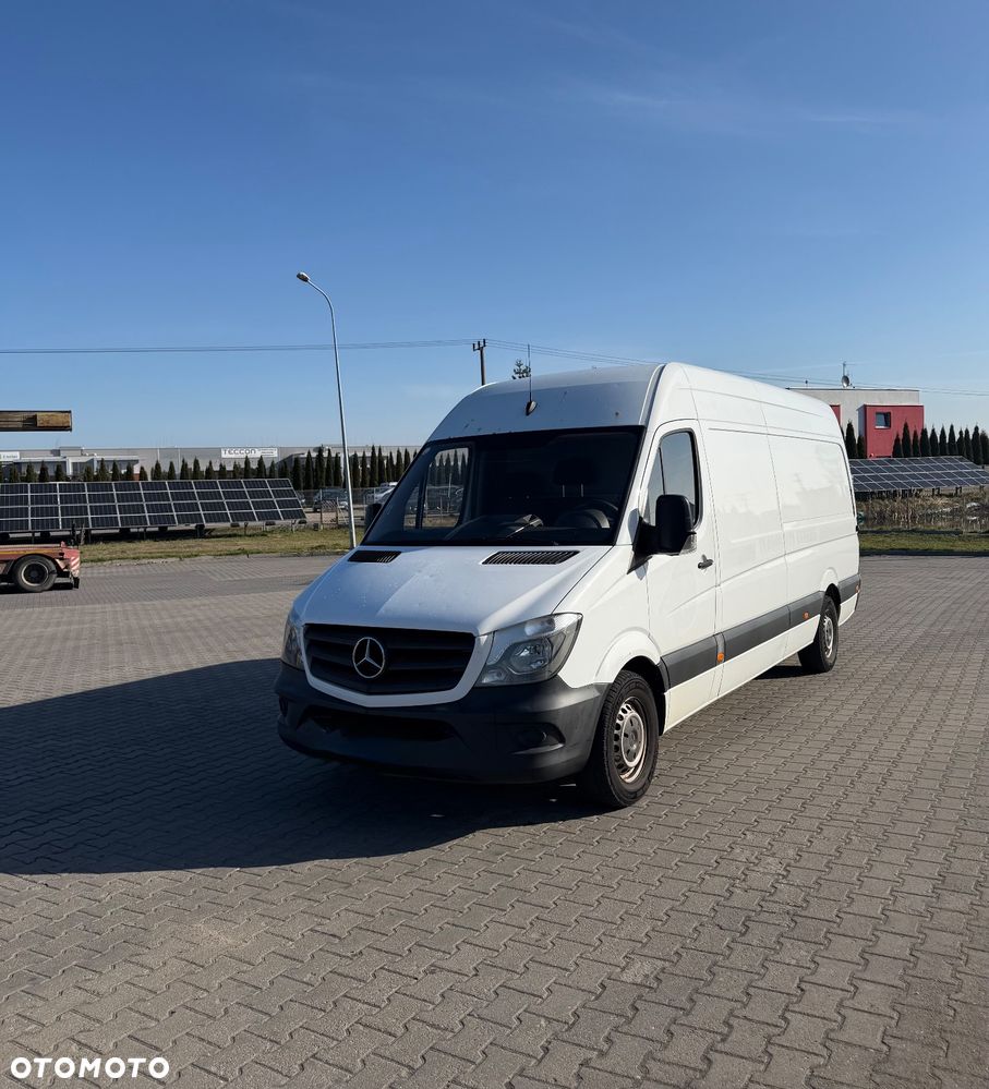 Mercedes-Benz Sprinter - 1