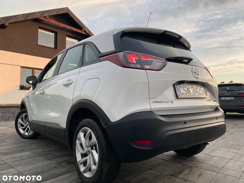 Opel Crossland X 1.2 T Design Line S&S - 11