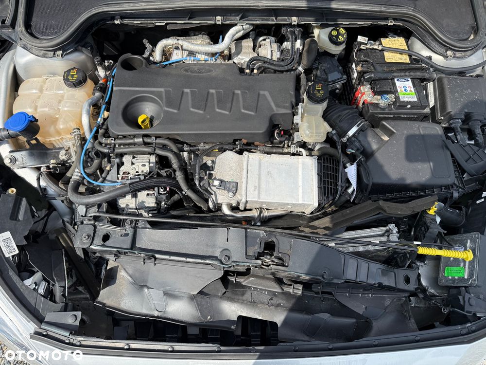 Ford Focus 2.0 EcoBlue STart-Stopp-System TITANIUM X - 16