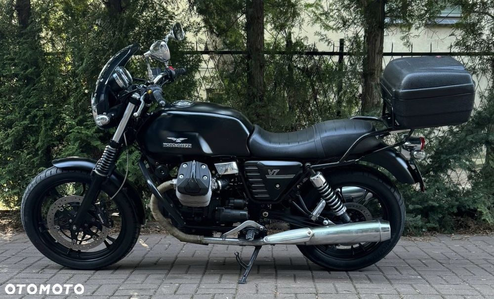 Moto Guzzi V7 - 10