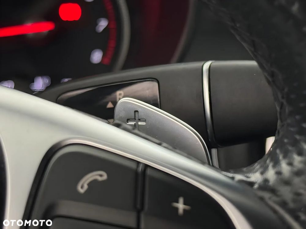 Mercedes-Benz Klasa C 200 9G-TRONIC - 17