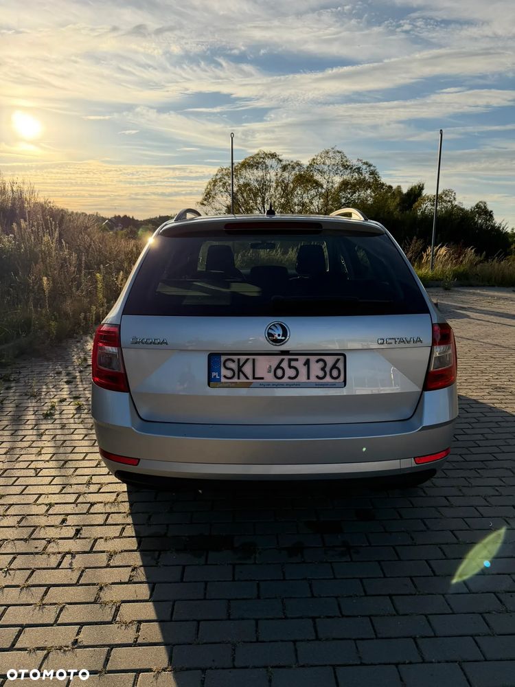 Skoda Octavia 1.5 TSI GPF ACT Style DSG - 10