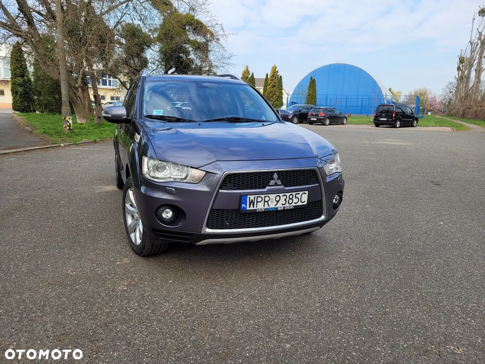 Mitsubishi Outlander 2.0 DID Instyle - 13