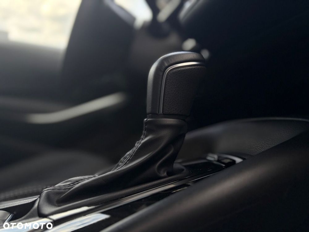 Toyota Corolla 1.8 Hybrid Comfort - 21