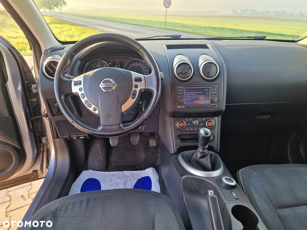 Nissan Qashqai 2.0 dCi 4 x 4 DPF acenta - 23