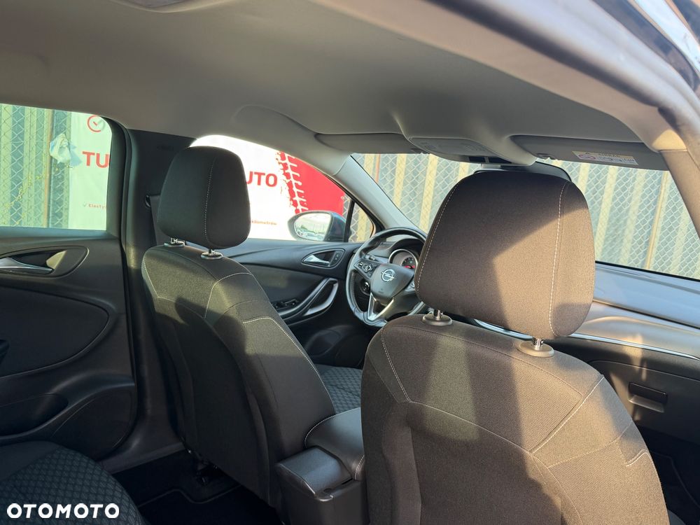 Opel Astra 1.4 Turbo Start/Stop Business - 10