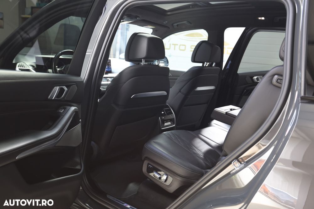 BMW X7 xDrive40d - 26