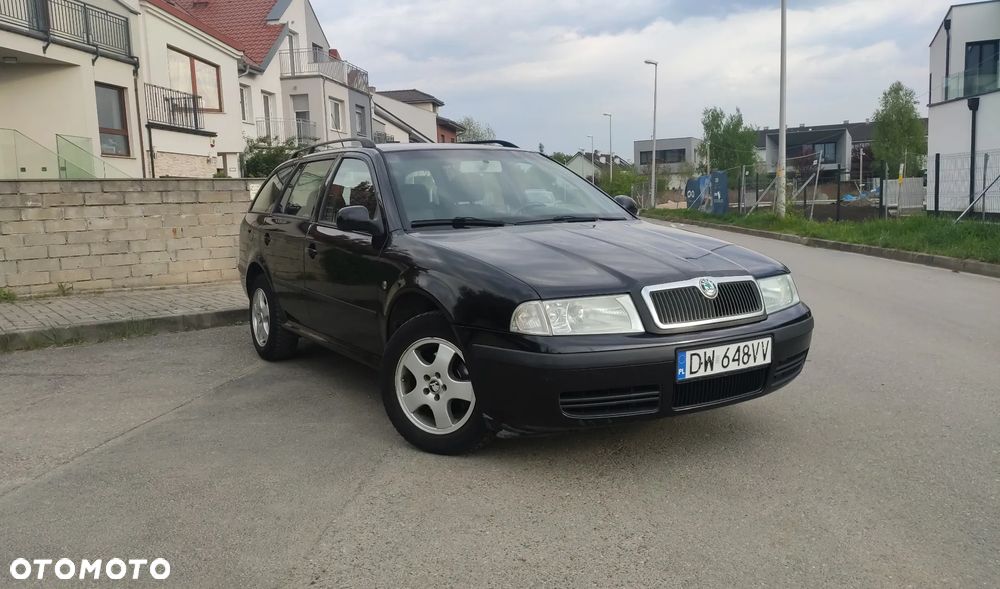 Skoda Octavia 1.9 TDI Tour - 1