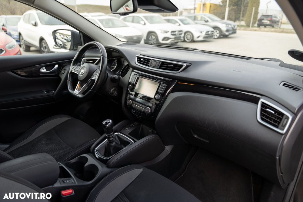 Nissan Qashqai 1.6 DIG-T N-Connecta - 7