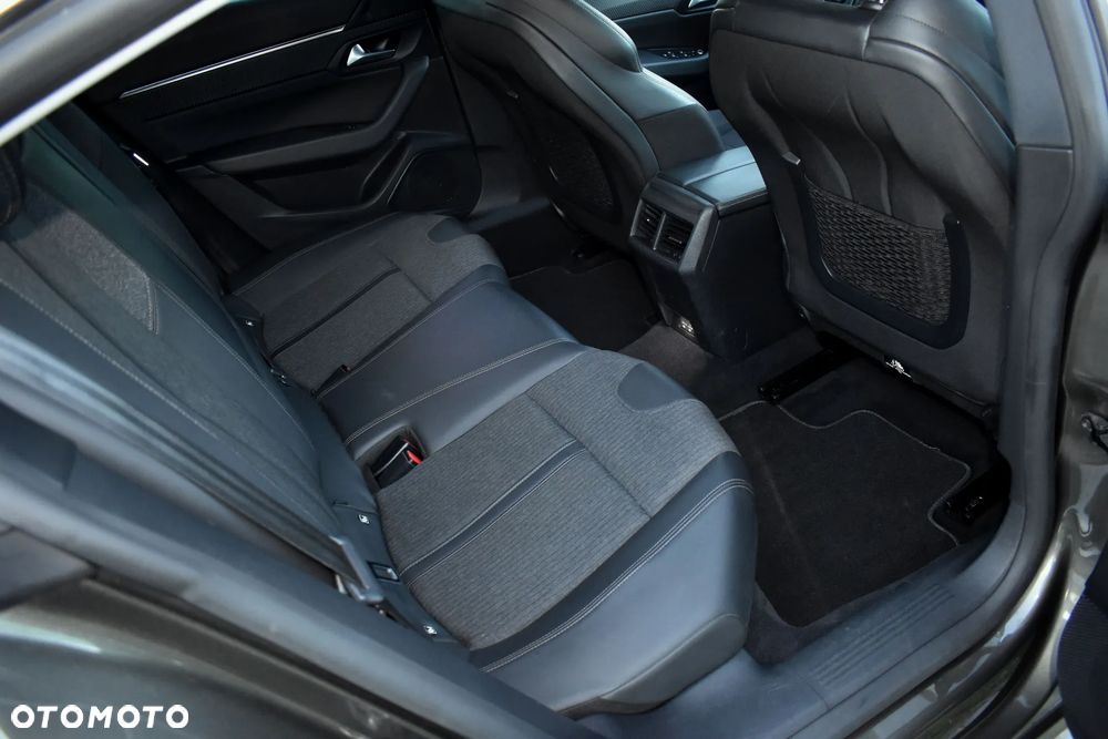 Peugeot 508 1.5 BlueHDi Allure S&S EAT8 - 38