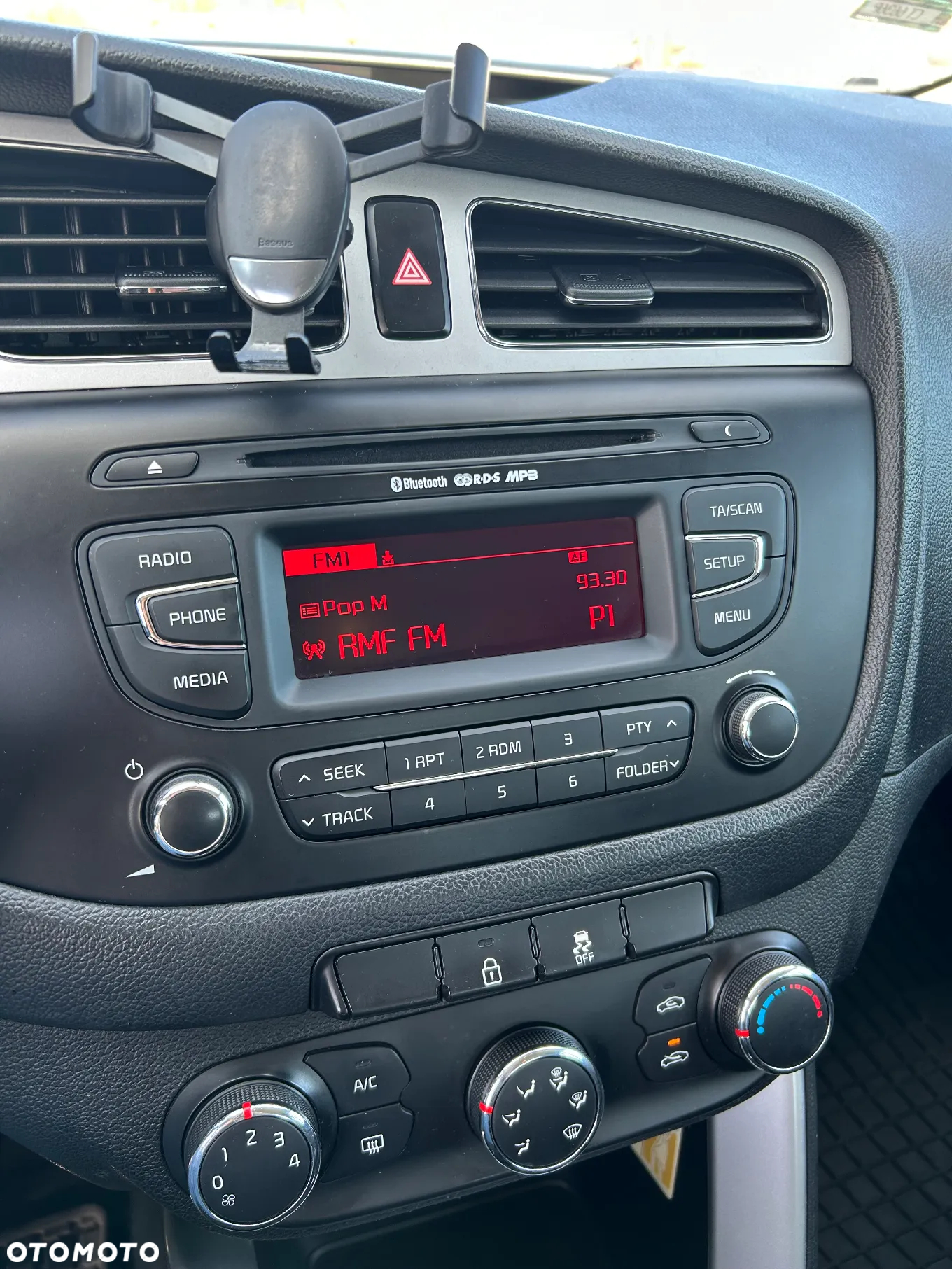 Kia Ceed Cee'd 1.6 GDI M - 12
