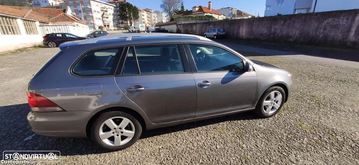 VW Golf Variant 1.6 TDi Confortline - 1
