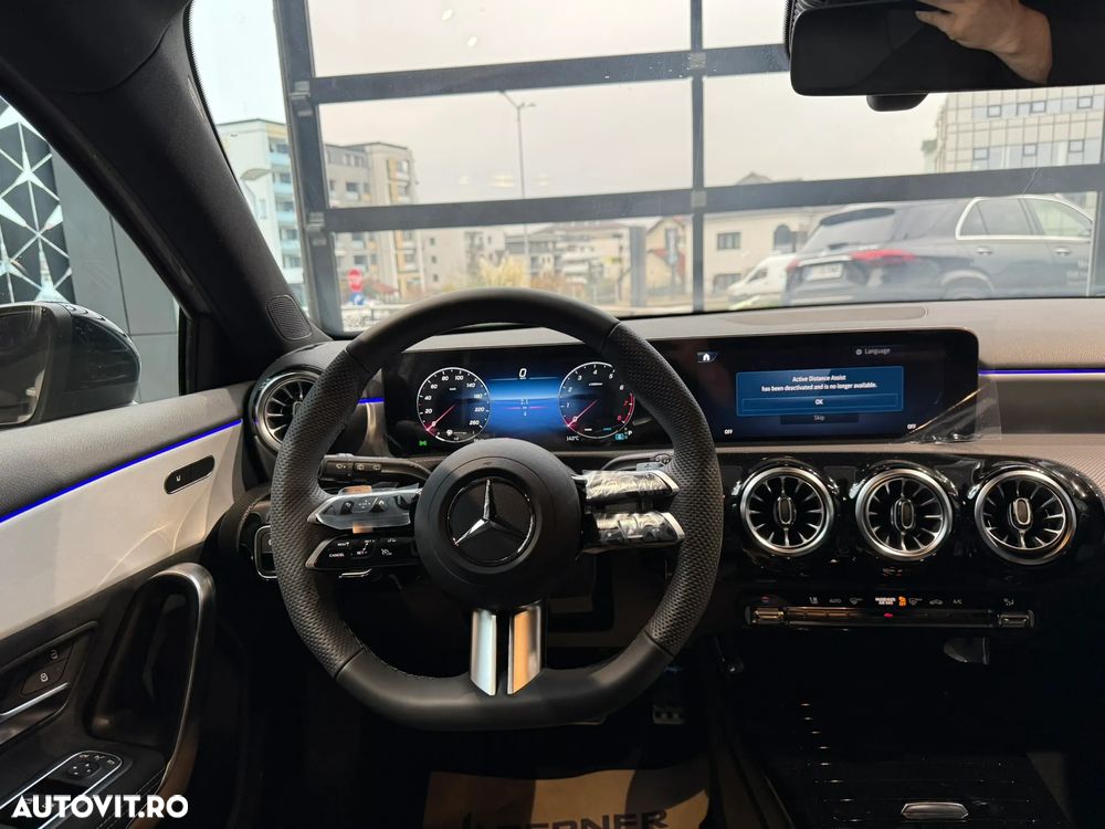 Mercedes-Benz A 200 MHEV 7G-DCT Sedan - 12