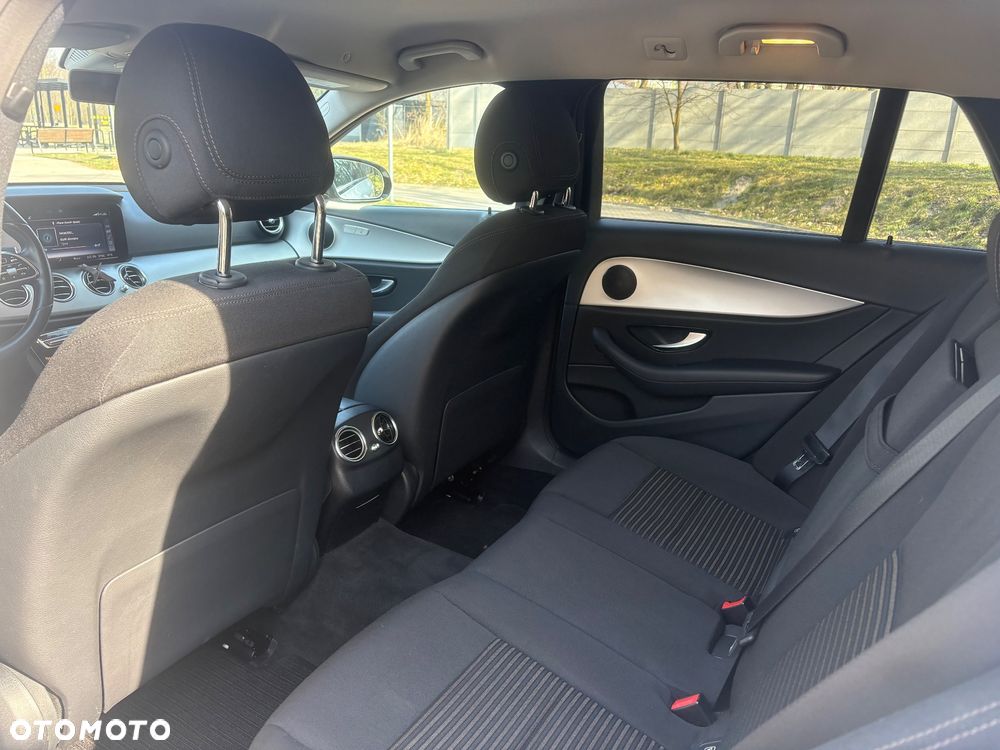Mercedes-Benz Klasa E 300 de 9G-TRONIC Exclusive - 11