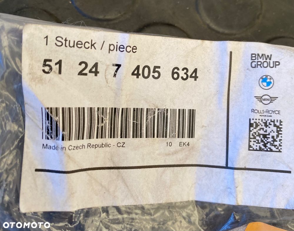 BMW 3 G20 X3 G01 NOWY ORYGINALNY PRZYCISK OTWIERANIA KLAPY BAGAŻNIKA KLAMKA RĄCZKA TYLNA TYLNIA TYŁ KLAPY BAGAŻNIKA  W KLAPĘ  z klapy tylnej  tylniej 51247405634 z otworem na kamerę kamera - 5