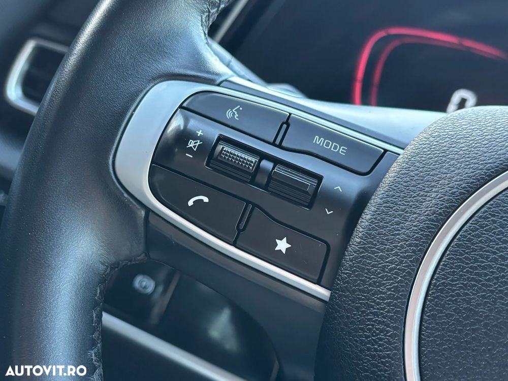 Kia Sportage 1.6 T-GDI MHEV 7DCT HP 4x2 Business Line - 23