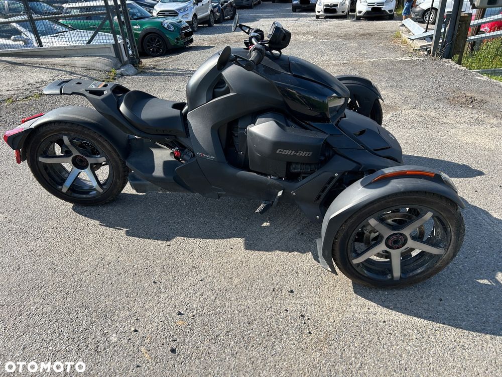 Can-Am Ryker - 8