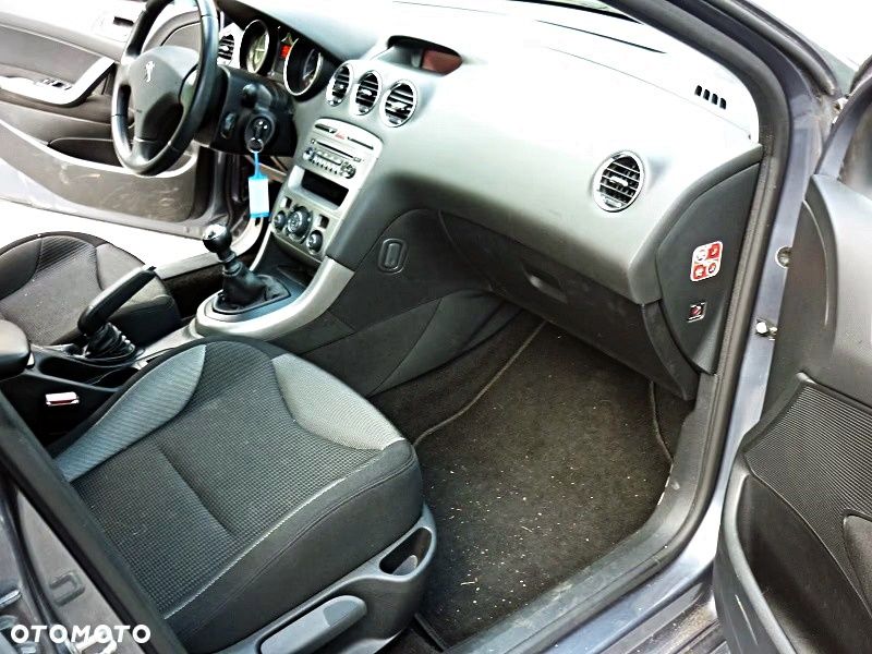 Peugeot 308 1.6 Premium - 5