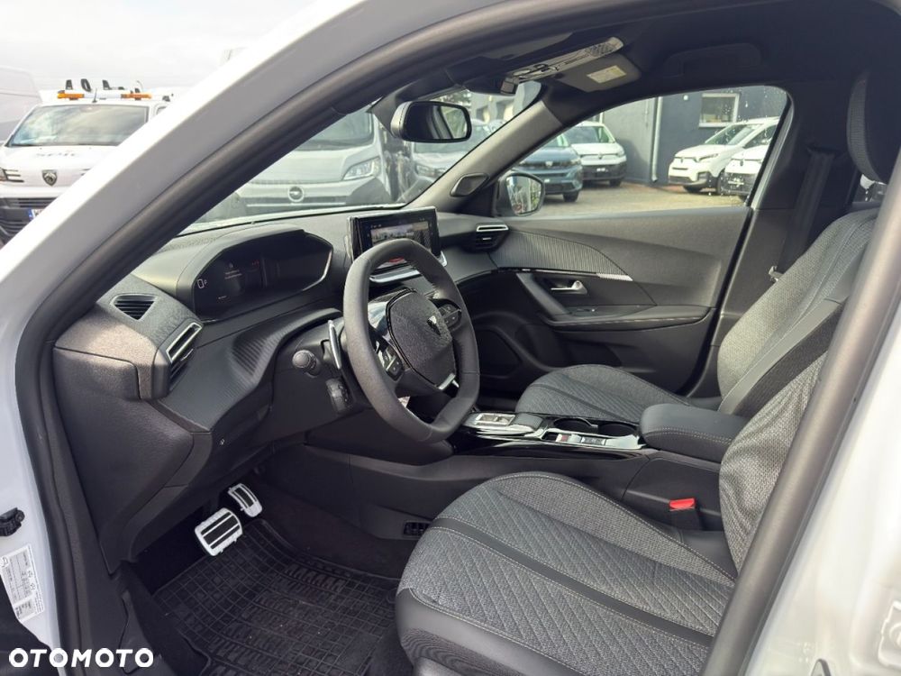 Peugeot 2008 PureTech mHEV Allure e-DCS6 - 20