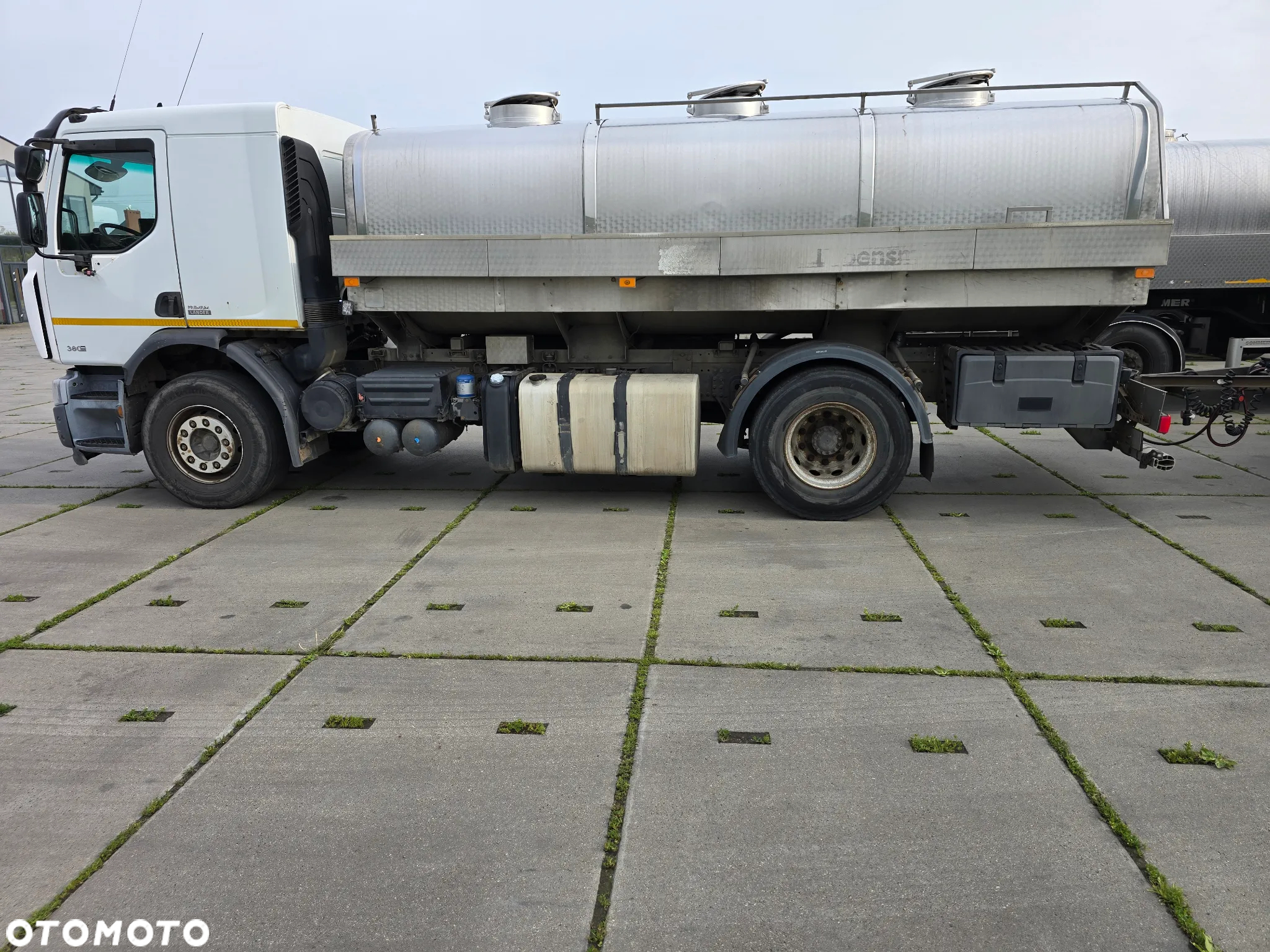 Renault Premium - 3