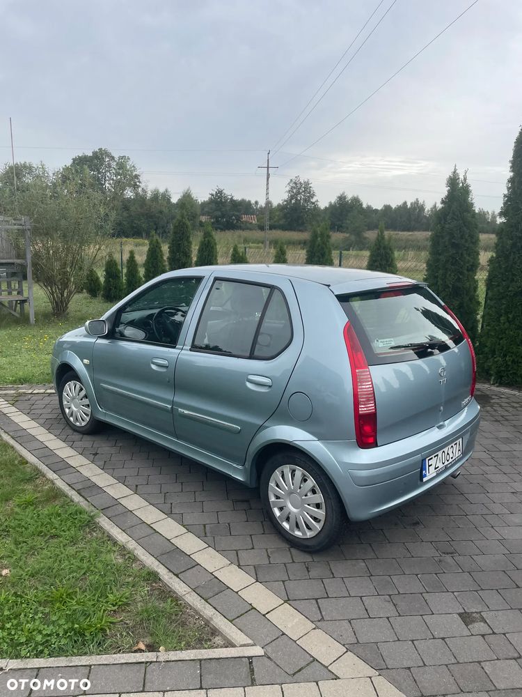 Tata Indica 1.4 GLS - 4