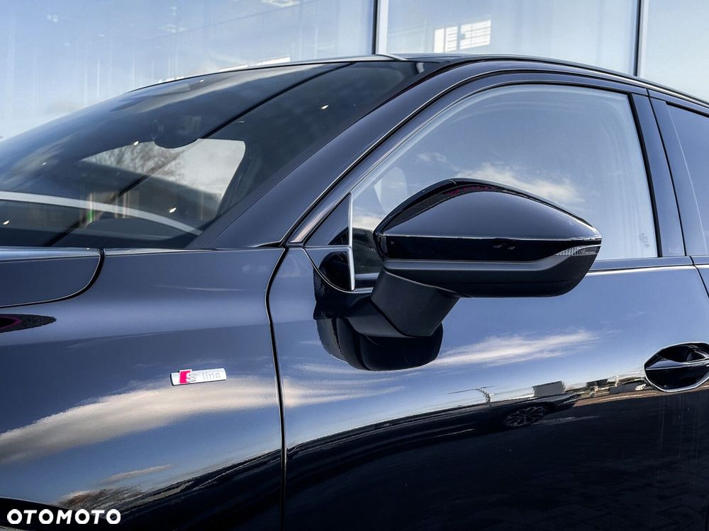 Audi Q3 Sportback - 7