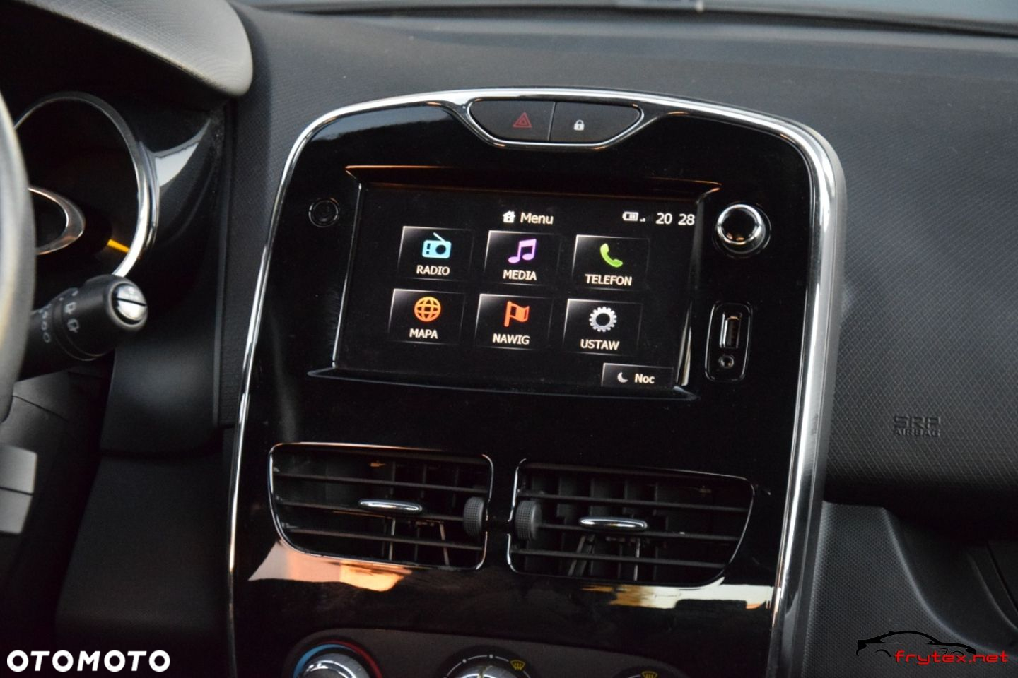 Renault Clio - 27