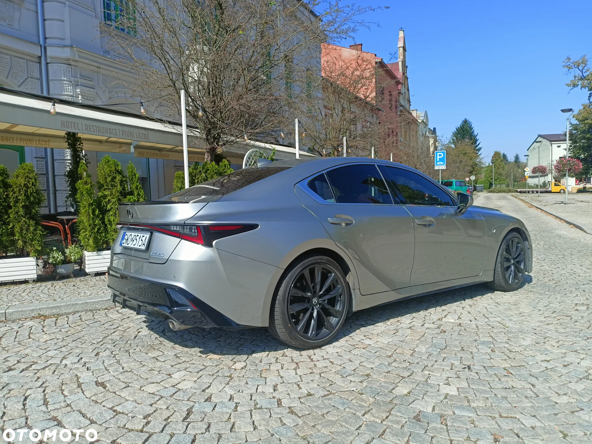 Lexus IS - 12