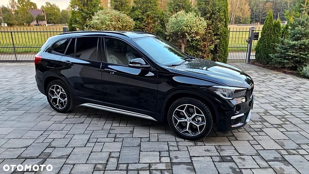 BMW X1 xDrive25i Advantage sport - 6