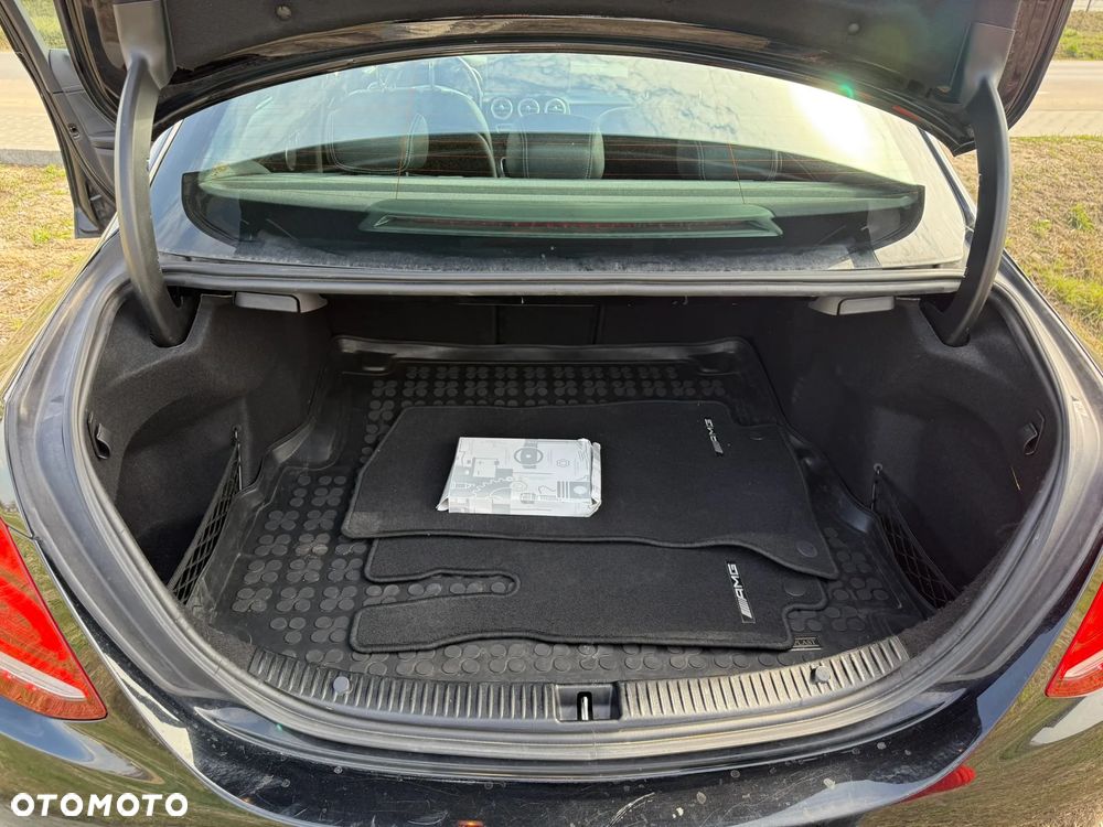 Mercedes-Benz Klasa C 200 4-Matic 9G-TRONIC - 3
