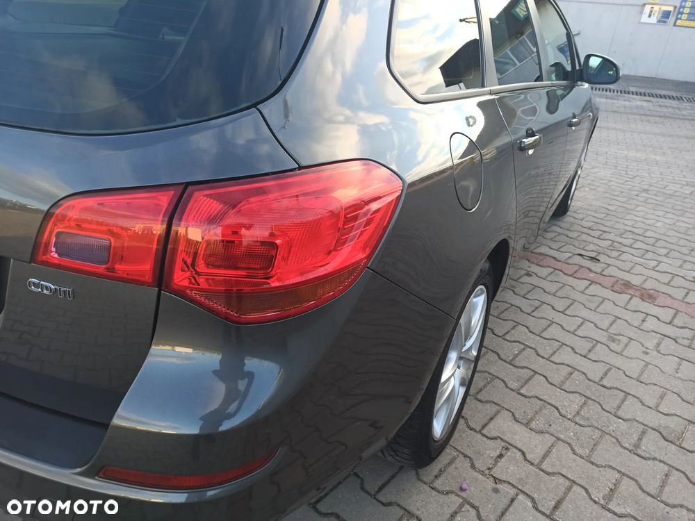Opel Astra 2.0 CDTI DPF Sport - 14