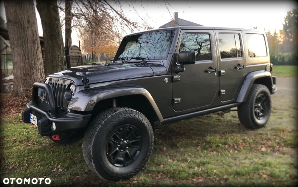 Jeep Wrangler 3.6 Unlim Sahara - 13