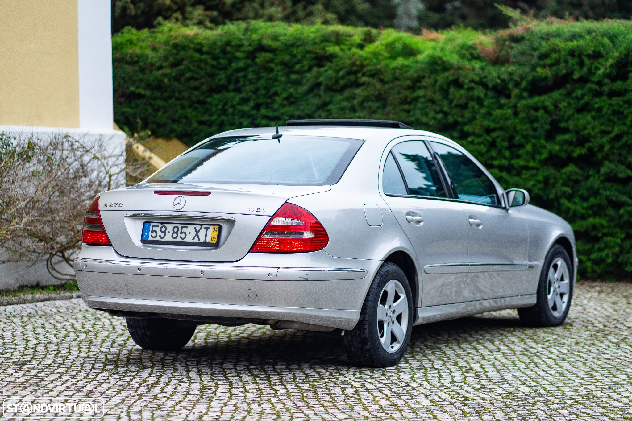 Mercedes-Benz E 270 - 13