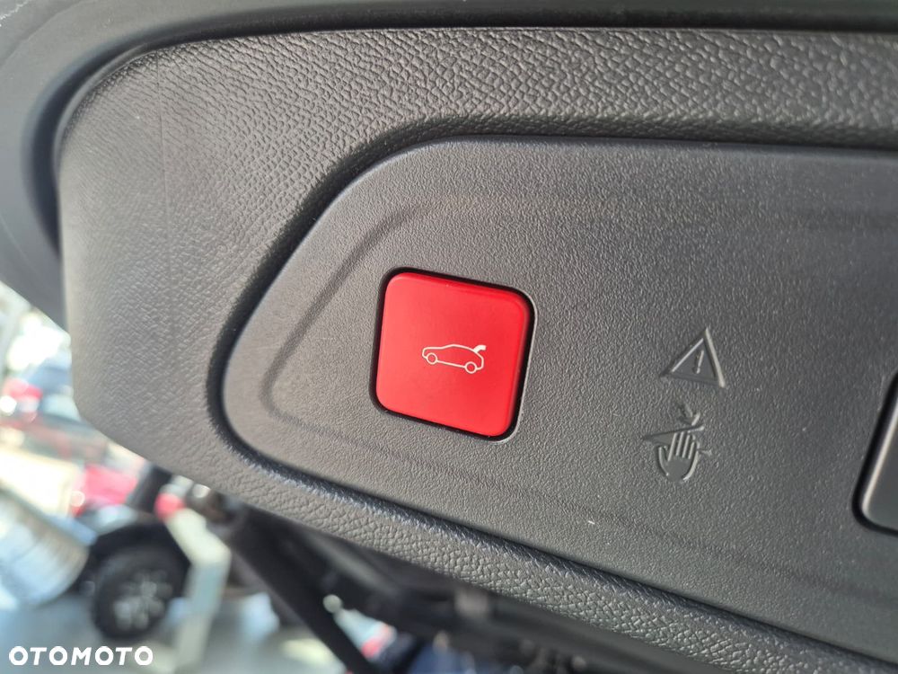 Citroën C5 Aircross 1.6 PureTech Shine EAT8 - 22