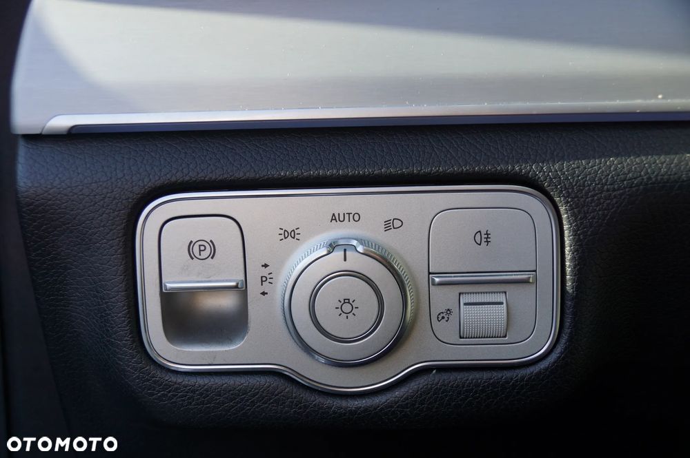 Mercedes-Benz GLE 350 d 4Matic 9G-TRONIC AMG Line - 22