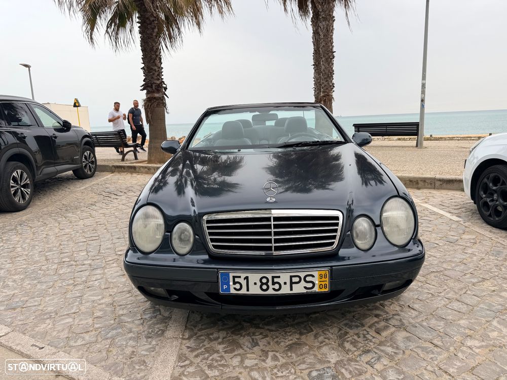 Mercedes-Benz CLK 230 - 1