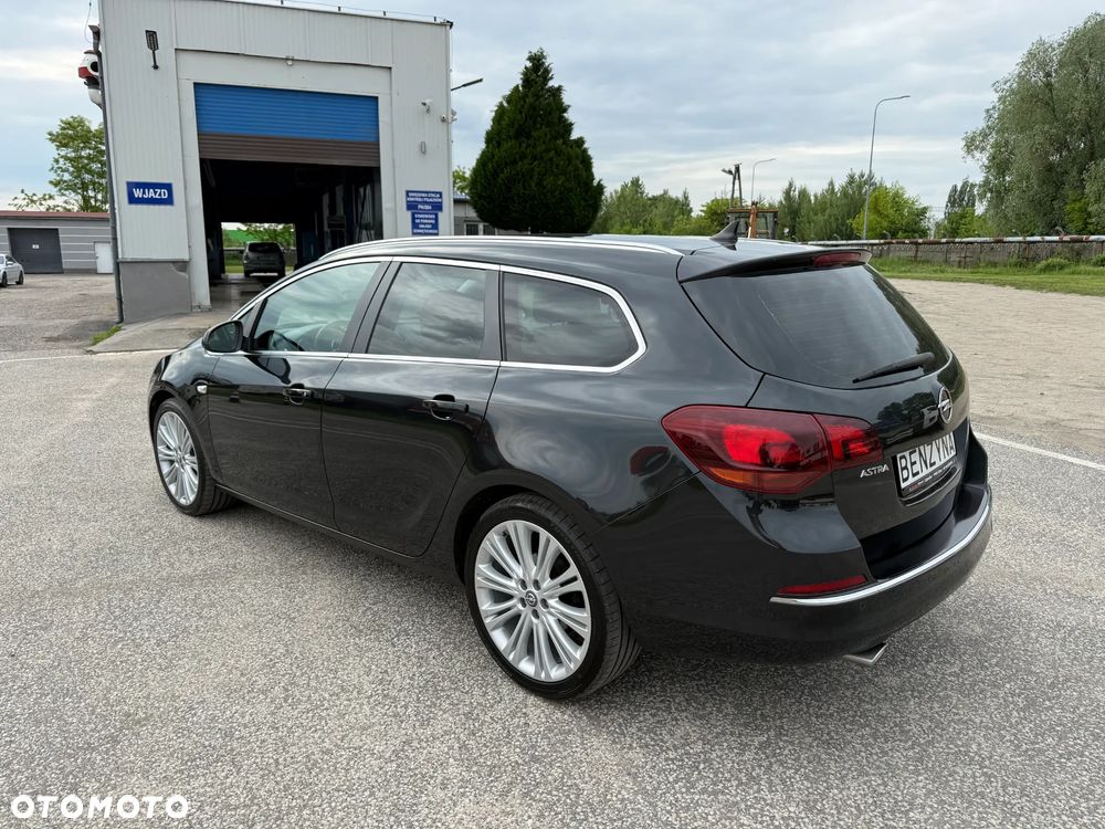 Opel Astra 1.4 Turbo Innovation - 30