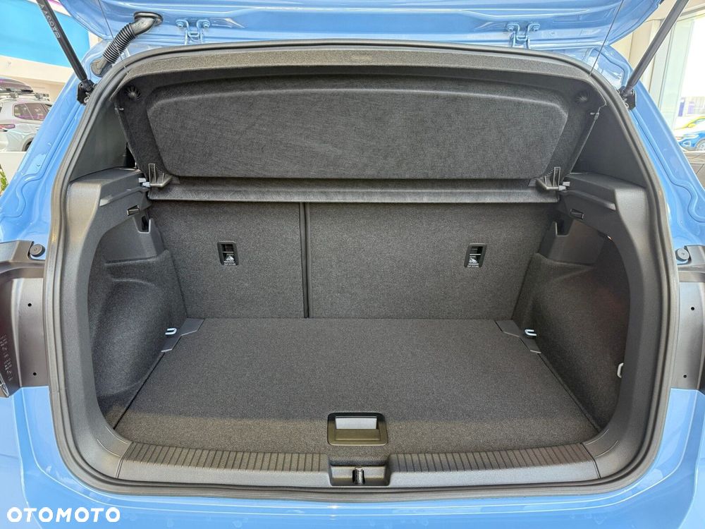 Volkswagen T-Cross - 8