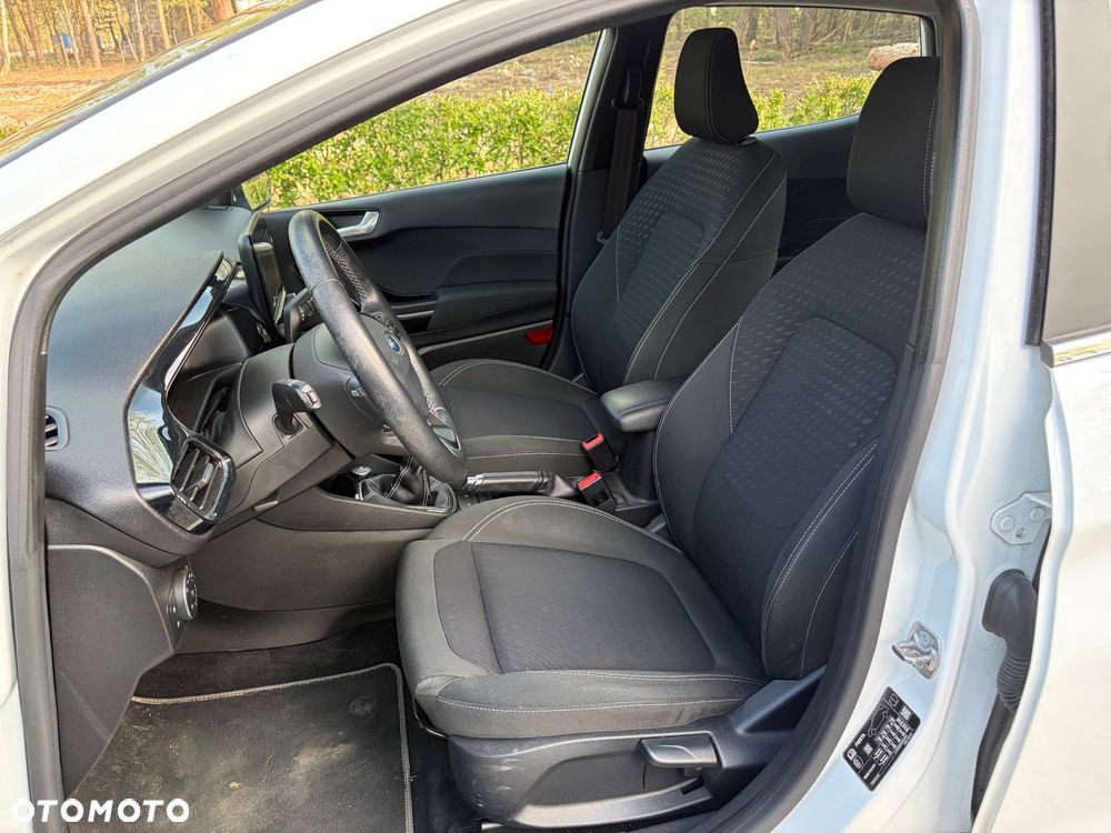 Ford Fiesta 1.1 Titanium - 26