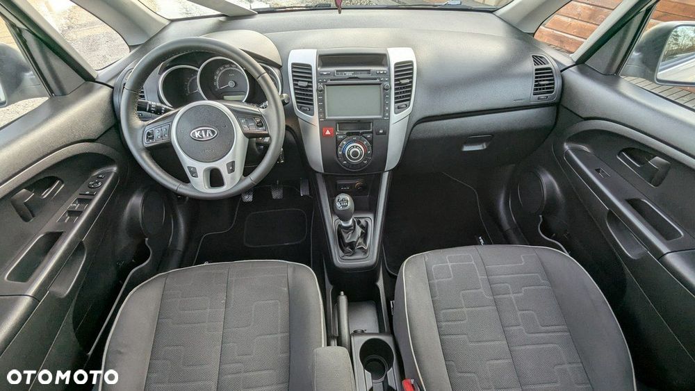 Kia Venga - 19
