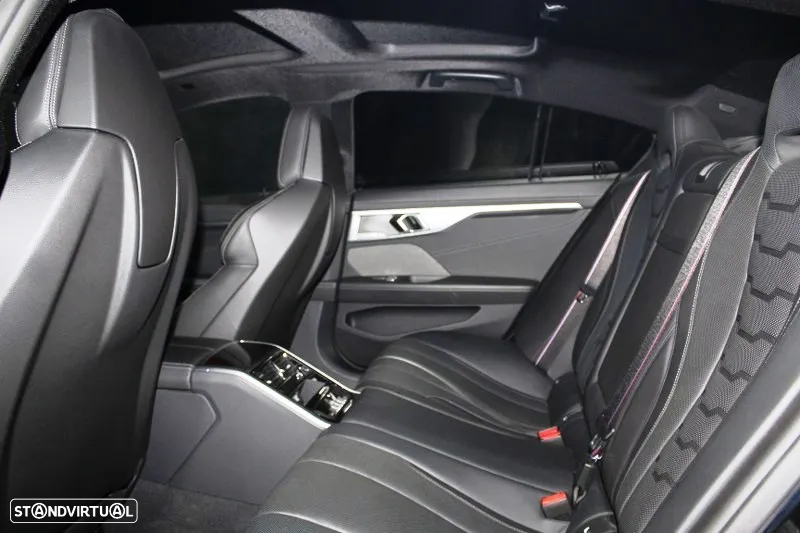 BMW 840 Gran Coupé d xDrive Pack M - 21