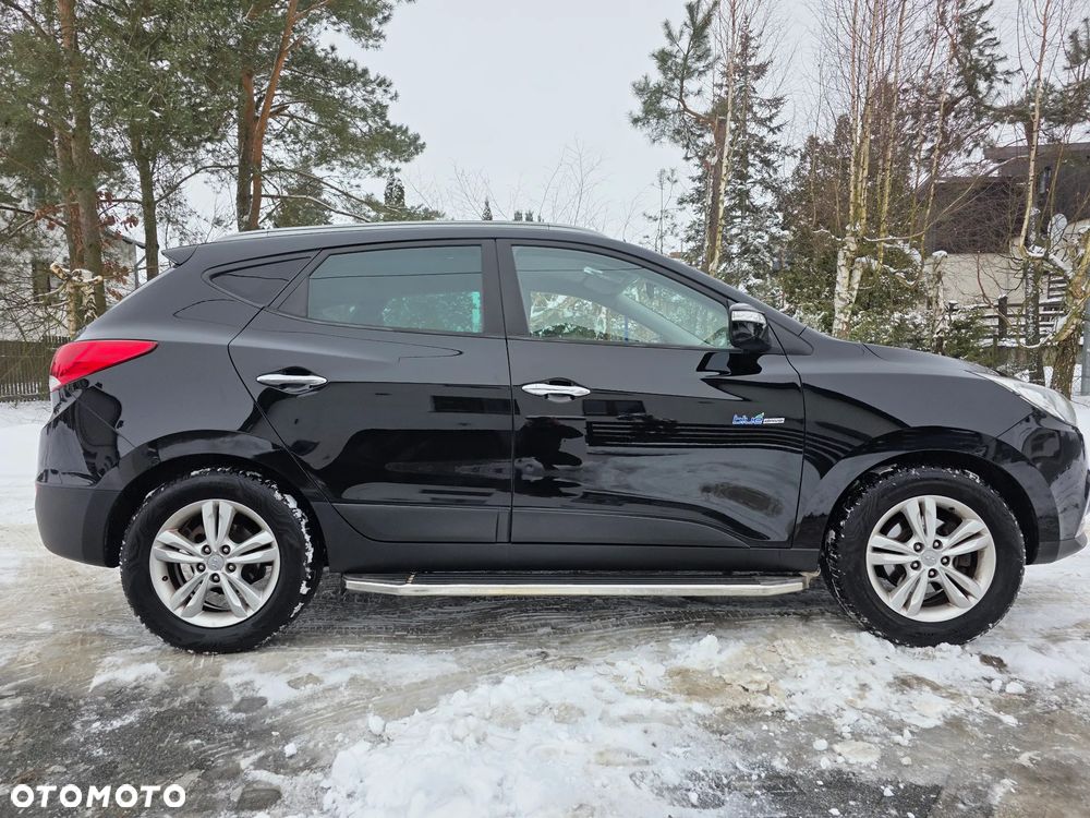 Hyundai ix35 1.6 2WD UEFA EURO 2012 Edition - 17