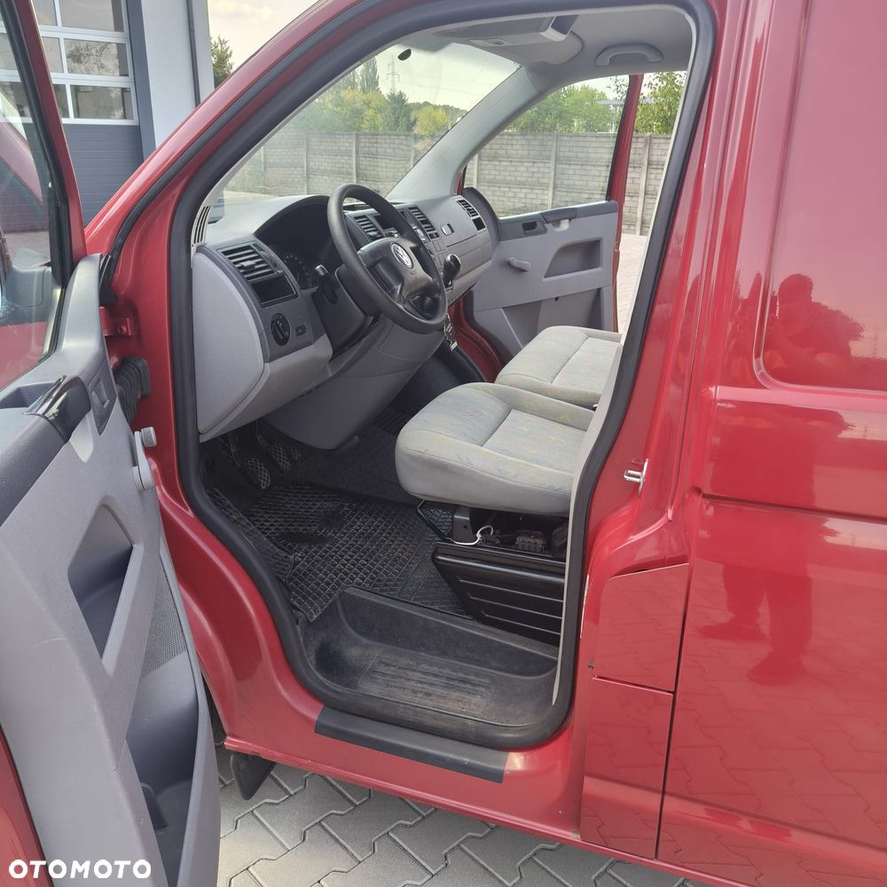 Volkswagen Transporter T5 - 10