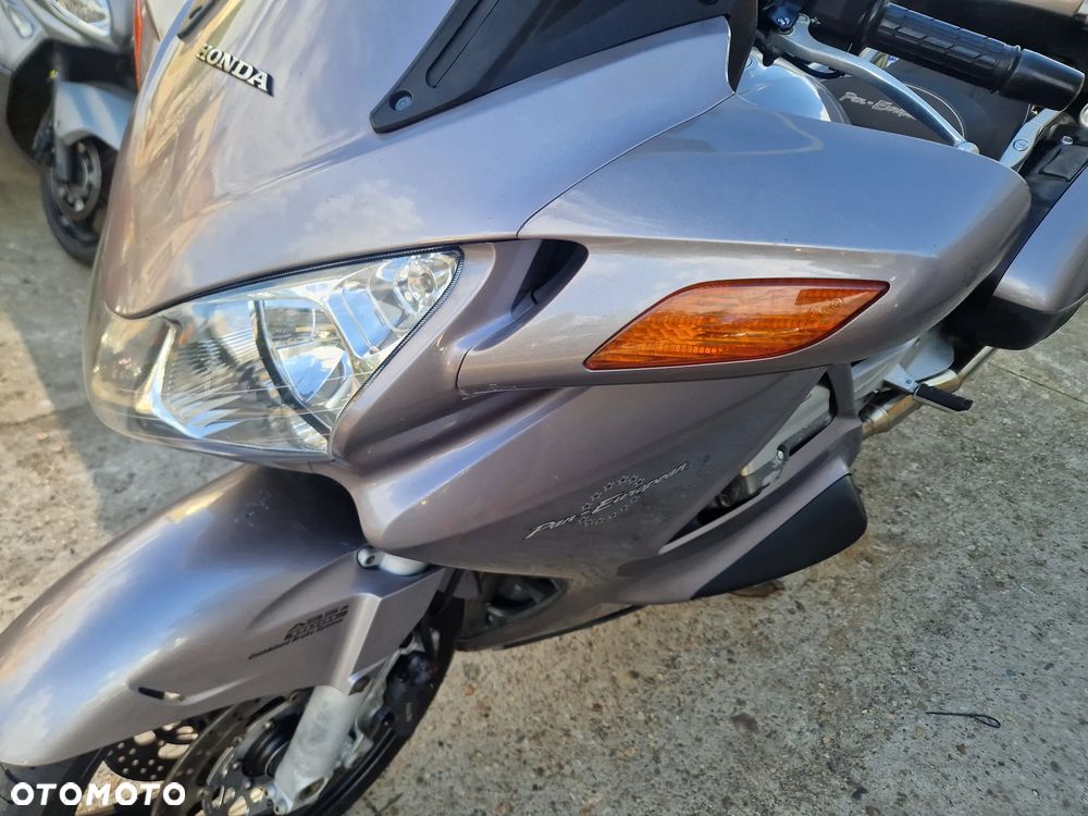 Honda ST - 36
